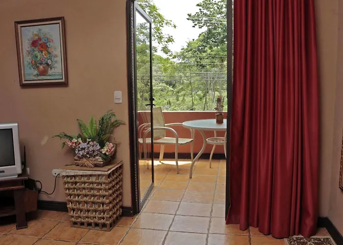 Hotel Jinesta Conchal 4*